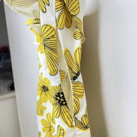 Nasty Gal Sleeveless Yellow Floral Daisy Print Ruffle Tie Front Romper Small - Picture 14 of 15